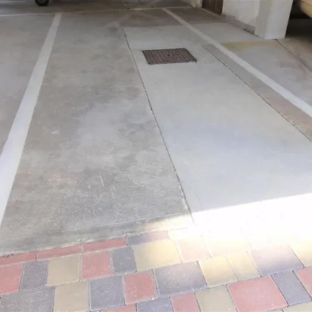Flat In Seafront With Parking Bibione